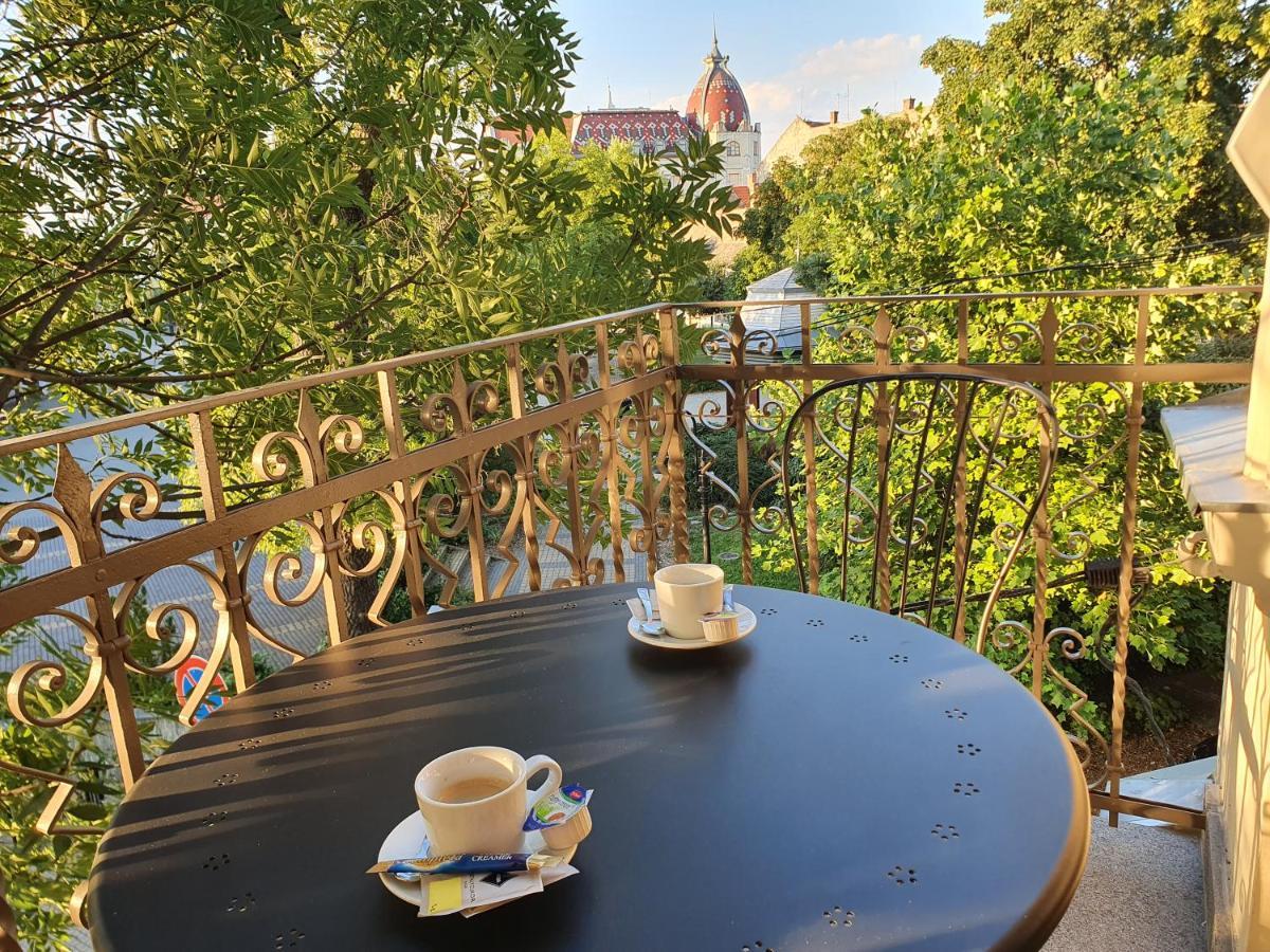 Deak Panzio Bed & Breakfast Nagykoros Exterior foto